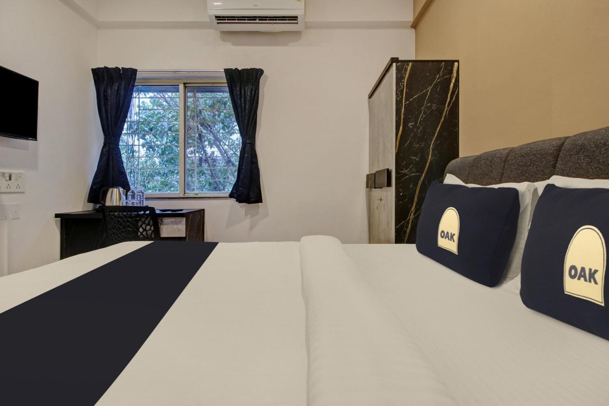Super Collection O Grey House Hotel Pune Ngoại thất bức ảnh