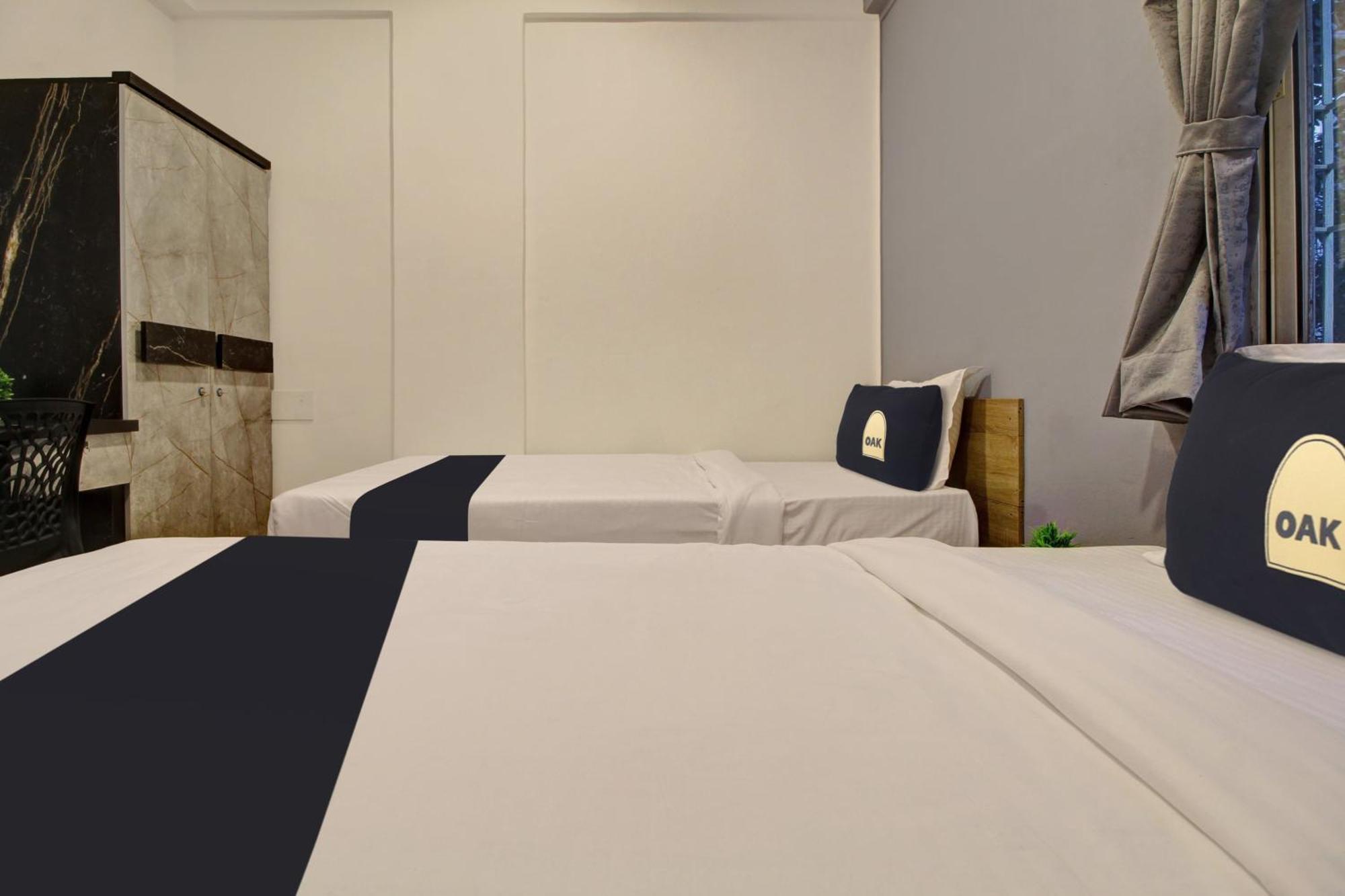 Super Collection O Grey House Hotel Pune Ngoại thất bức ảnh